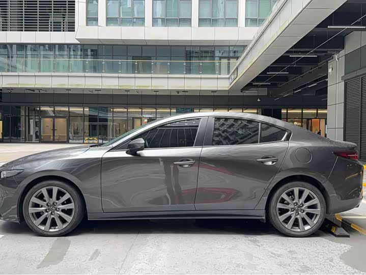 Фото 5 - Mazda 3 (Axela)