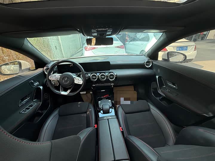 Фото 4 - Mercedes-Benz CLA-Class