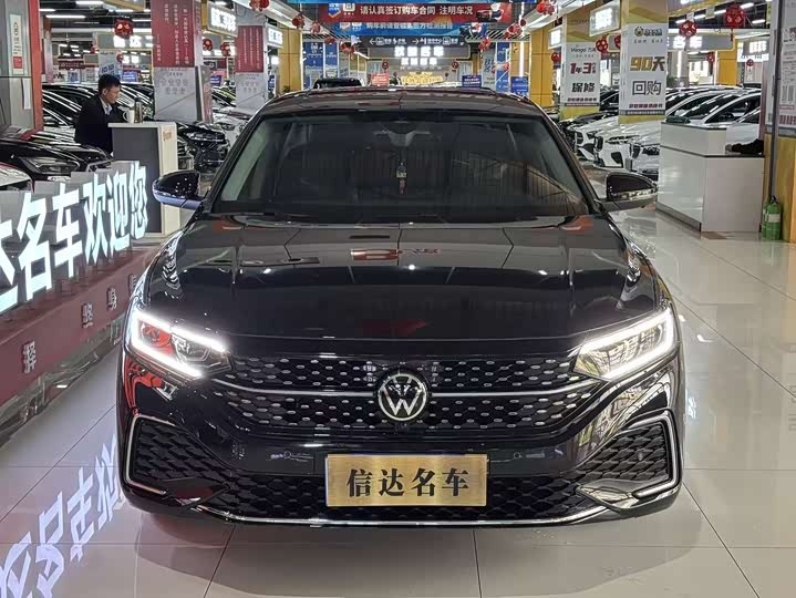 Фото 2 - Volkswagen Passat