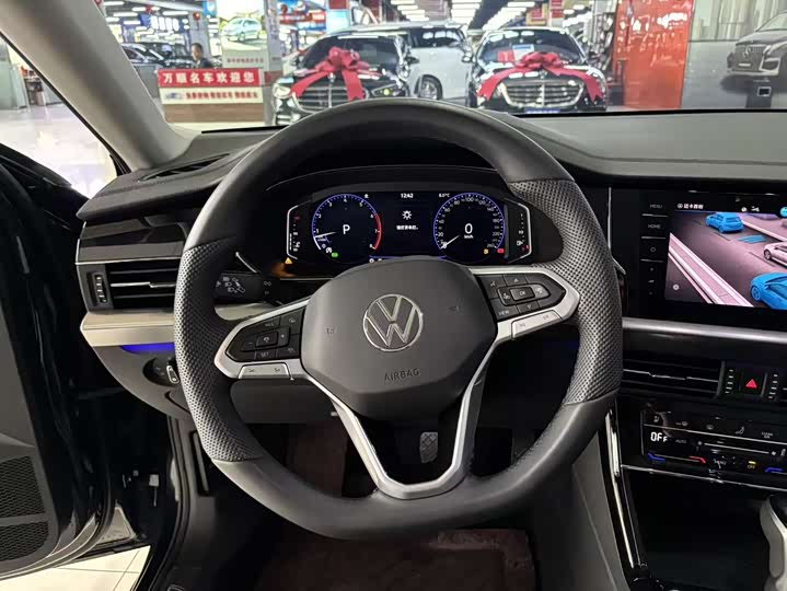 Фото 4 - Volkswagen Passat