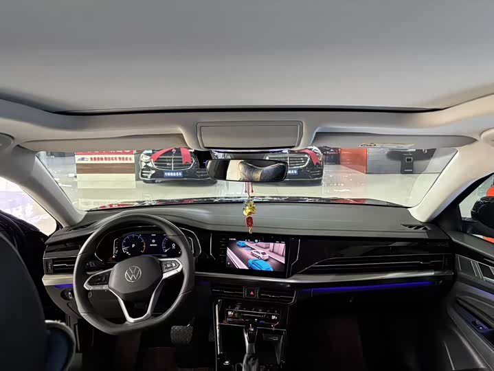 Фото 5 - Volkswagen Passat