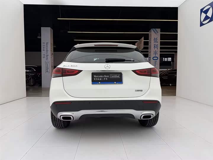 Фото 6 - Mercedes-Benz GLA-Class