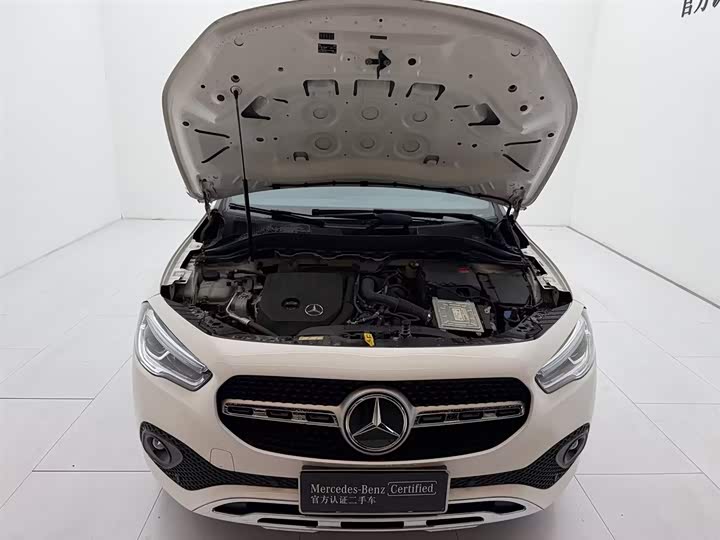Фото 7 - Mercedes-Benz GLA-Class