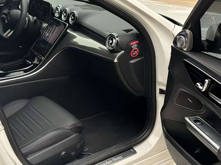 Фото 6 - Mercedes-Benz C-Class