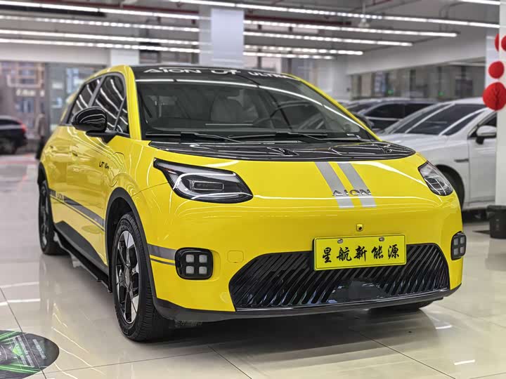 Фото 3 - GAC Aion UT