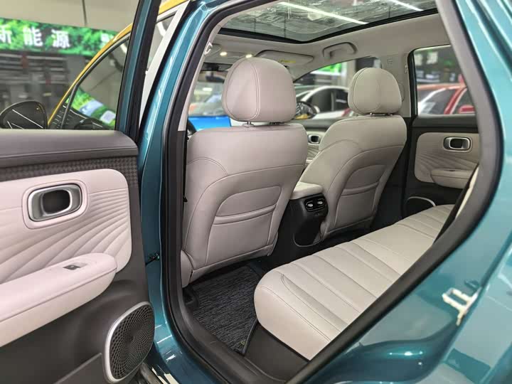 Фото 8 - GAC Aion UT