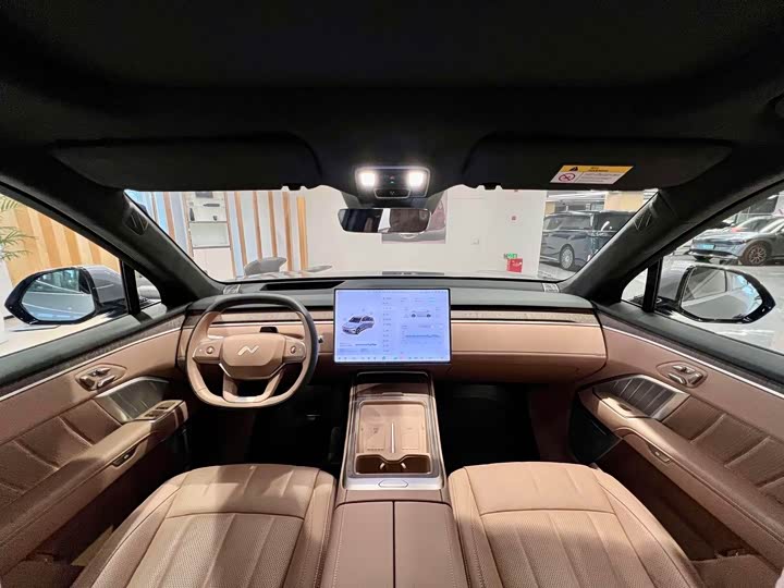 Фото 6 - Nio Onvo L90