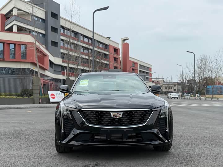 Фото 2 - Cadillac CT5