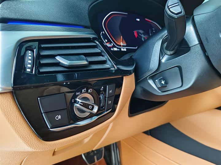 Фото 4 - BMW 5 Series