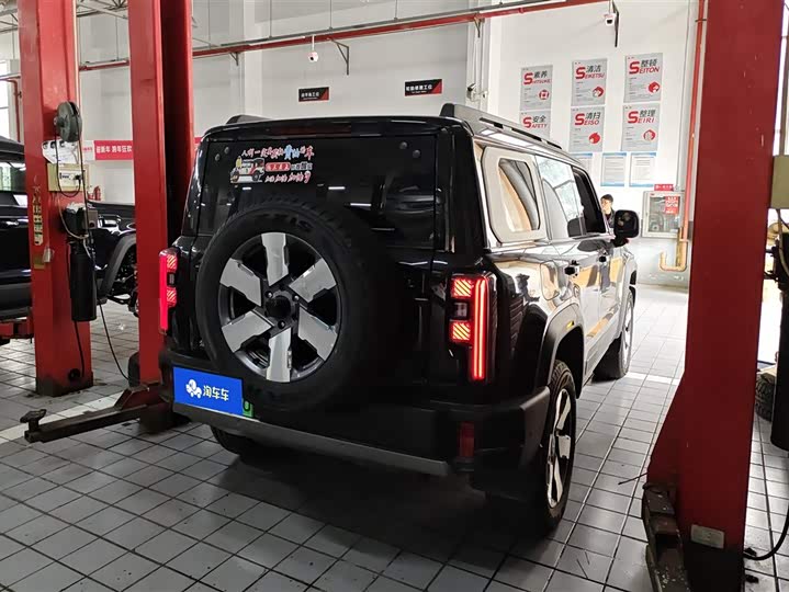 Фото 3 - BAIC Beijing BJ40 Hybrid