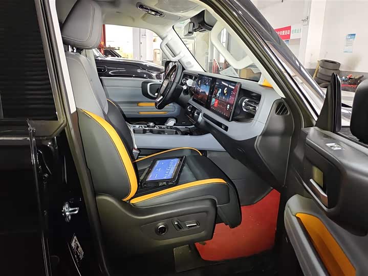 Фото 8 - BAIC Beijing BJ40 Hybrid