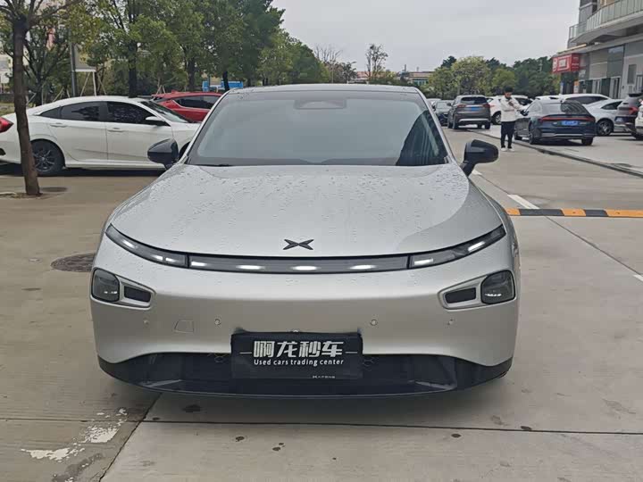 Фото 2 - XPeng P7