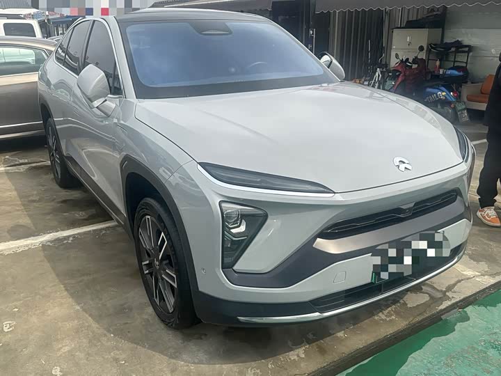 Фото 3 - Nio EC6