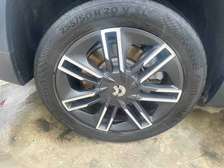 Фото 7 - Nio EC6