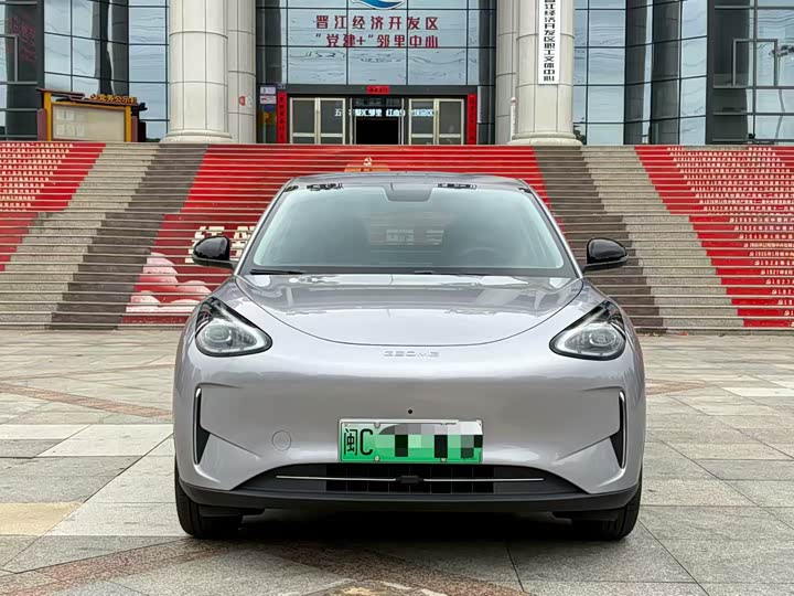 Фото 2 - Geely Galaxy Geome