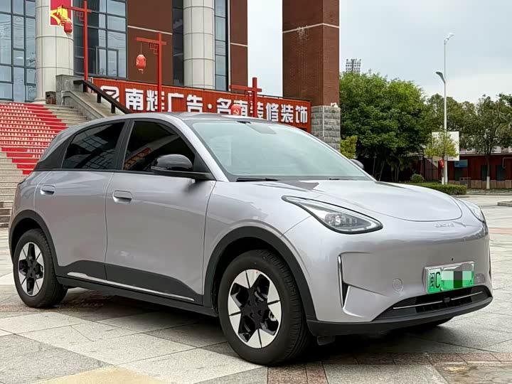 Фото 3 - Geely Galaxy Geome