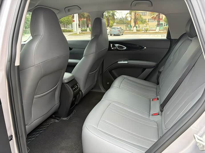 Фото 6 - Geely Galaxy Geome