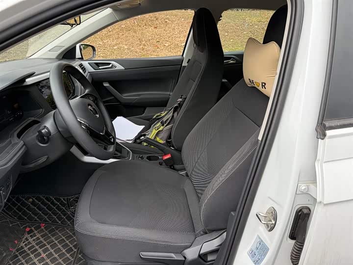 Фото 8 - Volkswagen Polo