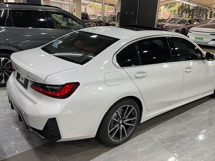 Фото 3 - BMW 3 Series