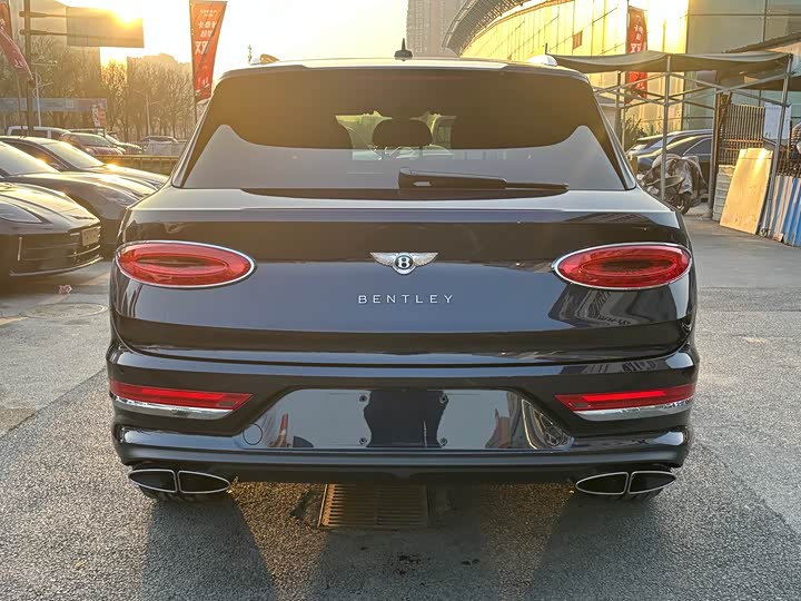 Фото 3 - Bentley Bentayga