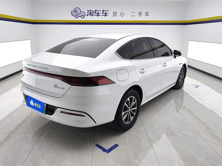 Фото 3 - BYD Qin Plus