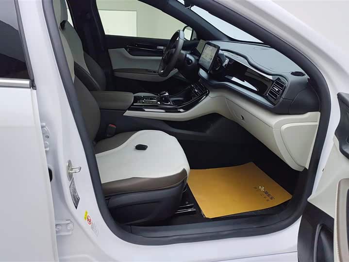 Фото 8 - BYD Qin Plus