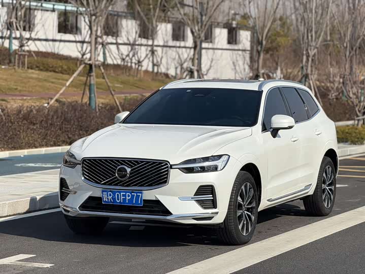 Photo 1 - Volvo XC60