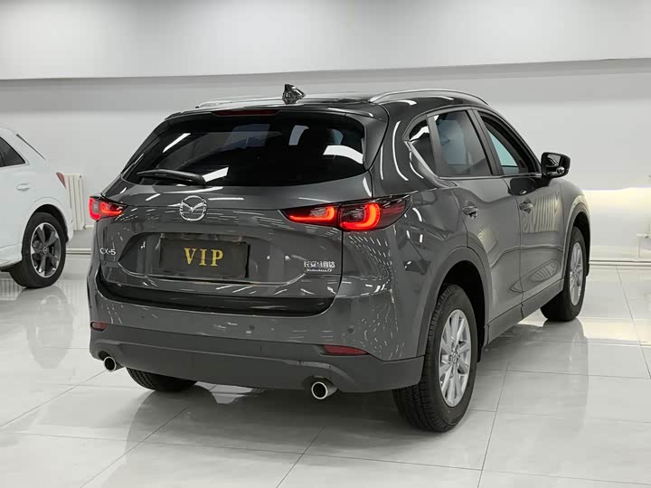 Photo 5 - Mazda CX-5