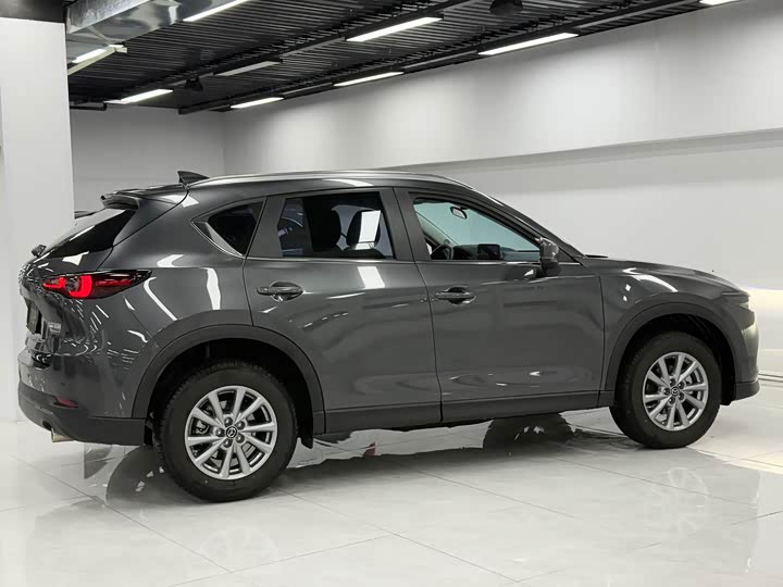 Photo 6 - Mazda CX-5