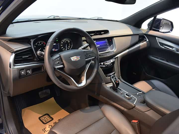 Фото 5 - Cadillac XT6