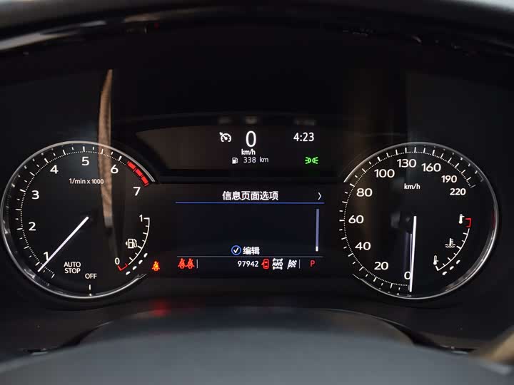 Фото 6 - Cadillac XT6