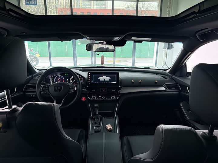 Photo 6 - Honda Inspire