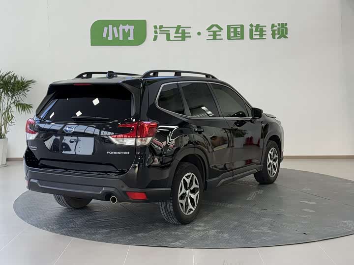 Фото 6 - Subaru Forester