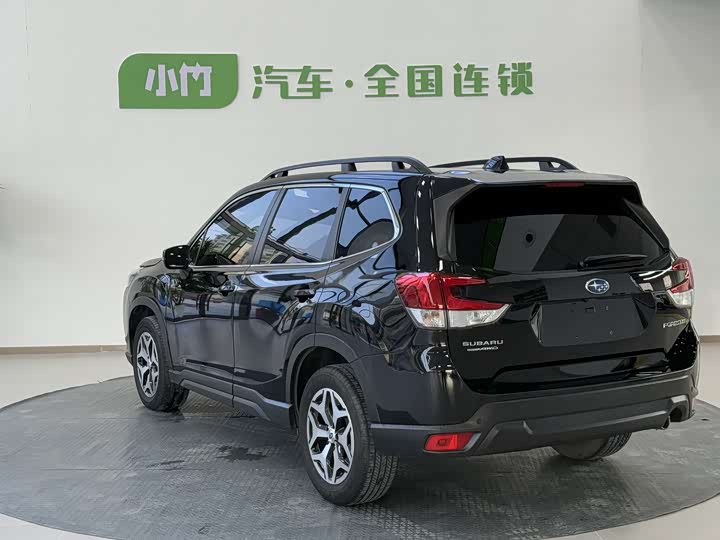 Фото 8 - Subaru Forester