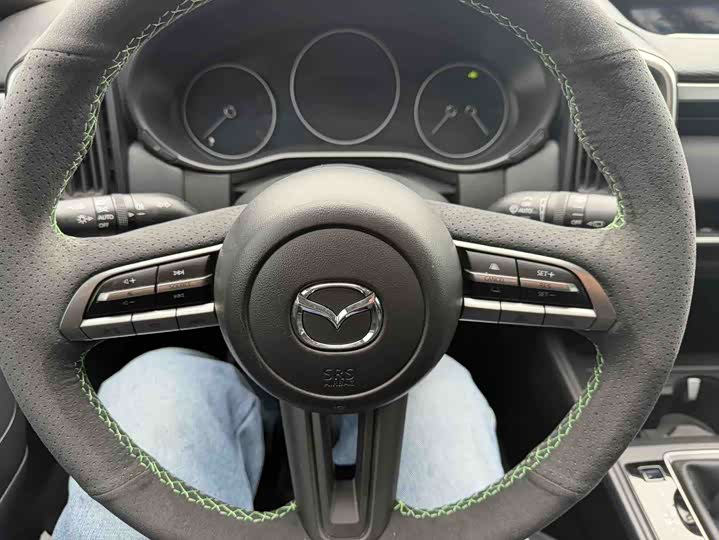 Photo 6 - Mazda CX-50