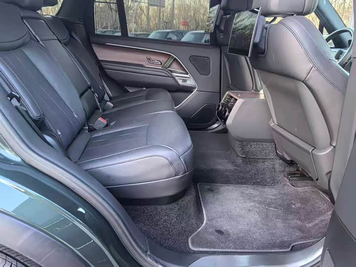 Photo 8 - Land Rover Range Rover