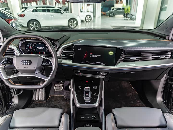 Фото 9 - Audi Q4 e-tron