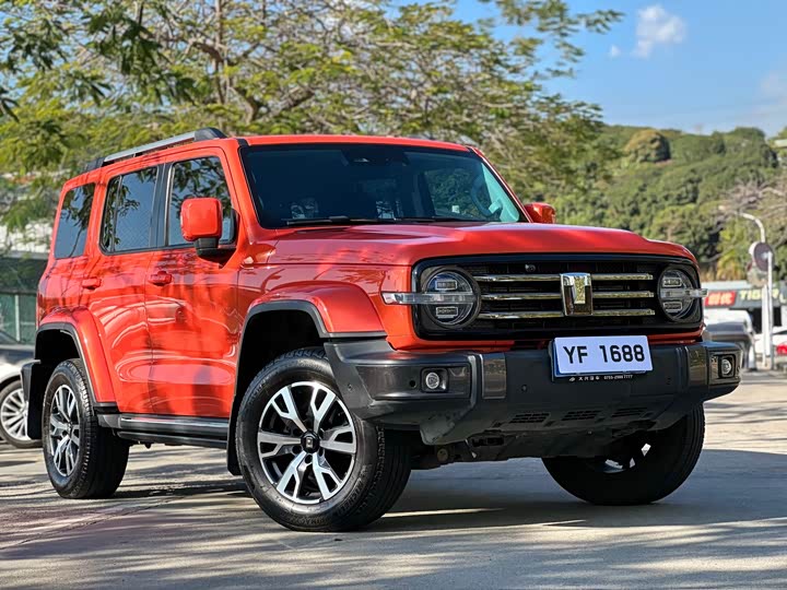 Фото 3 - Tank 300