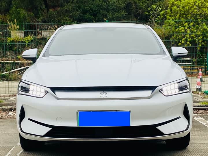 Фото 4 - BYD Qin Plus
