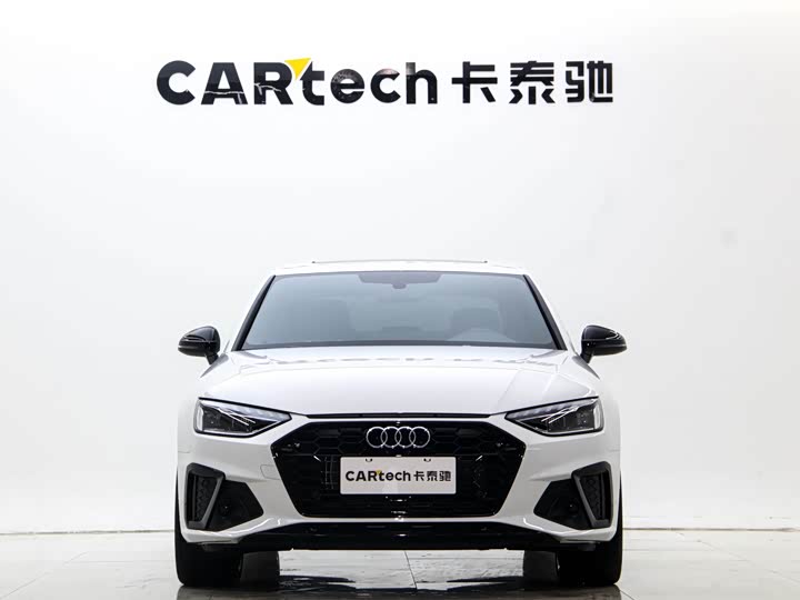 Фото 2 - Audi A4L