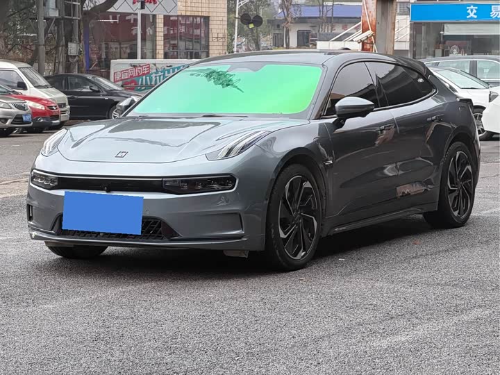 Фото 1 - Zeekr 001