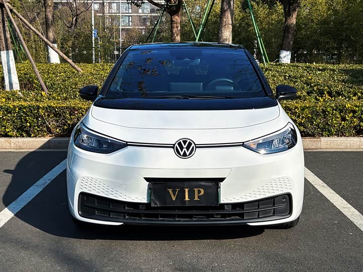 Photo 1 - Volkswagen ID.3