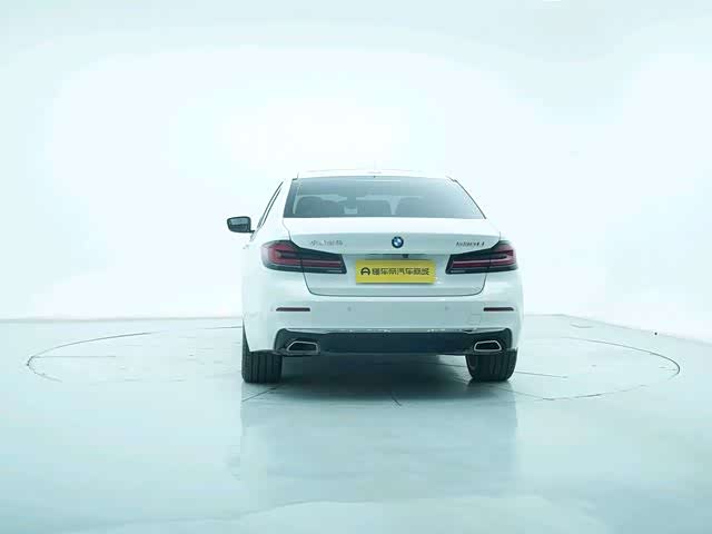 Фото 7 - BMW 5 Series