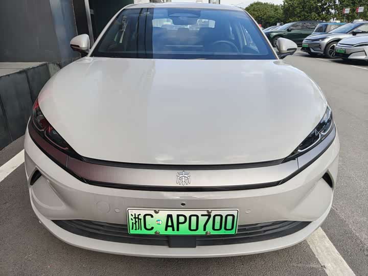 Фото 2 - BYD Qin L