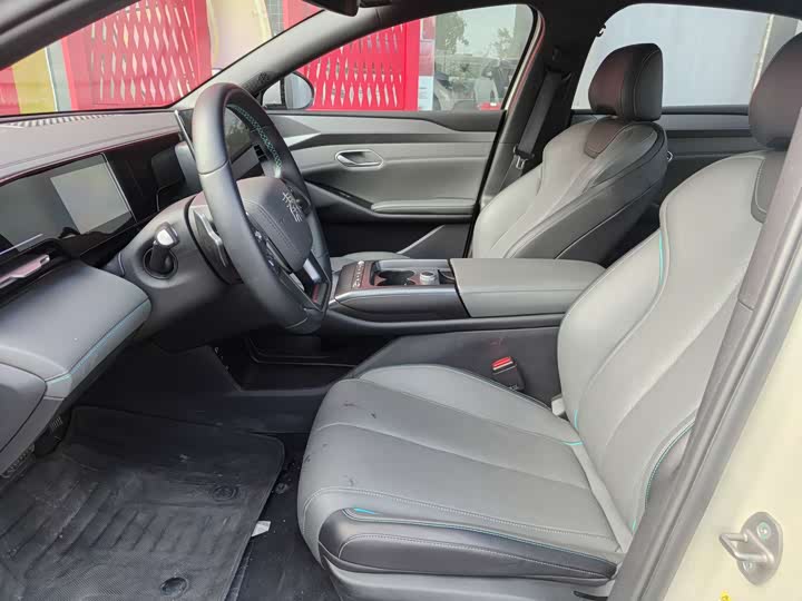 Фото 7 - BYD Qin L