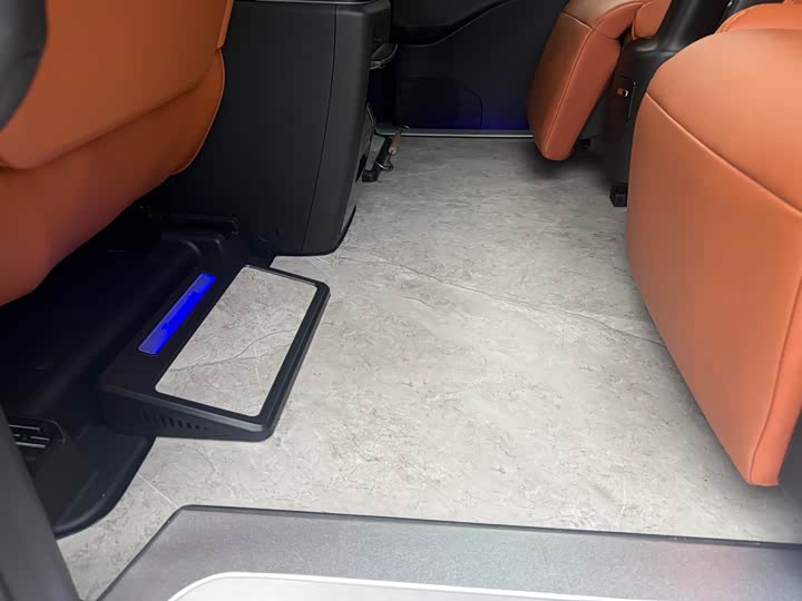 Photo 8 - GAC Trumpchi M8