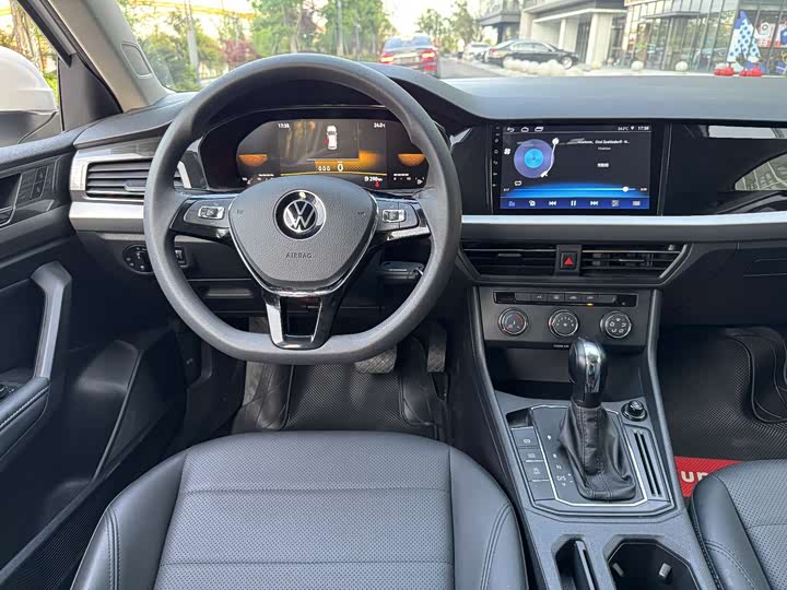 Фото 4 - Volkswagen Lavida