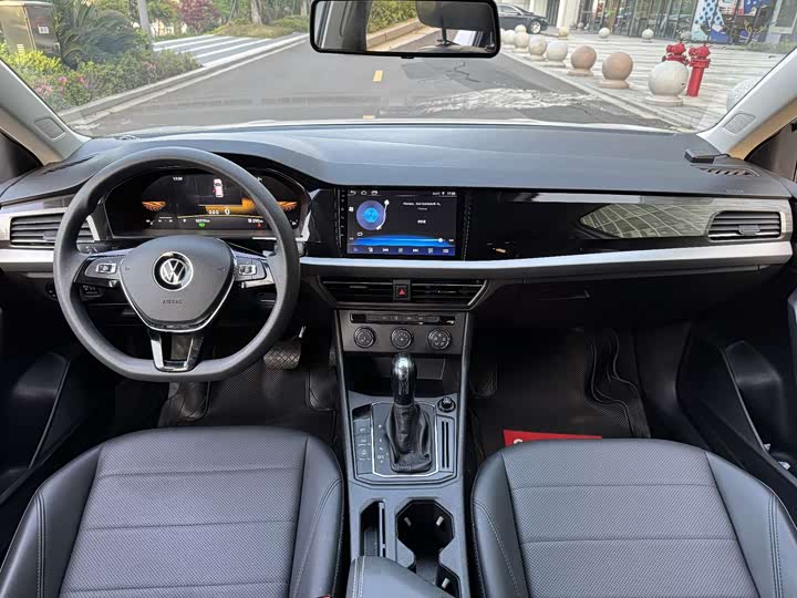 Фото 6 - Volkswagen Lavida
