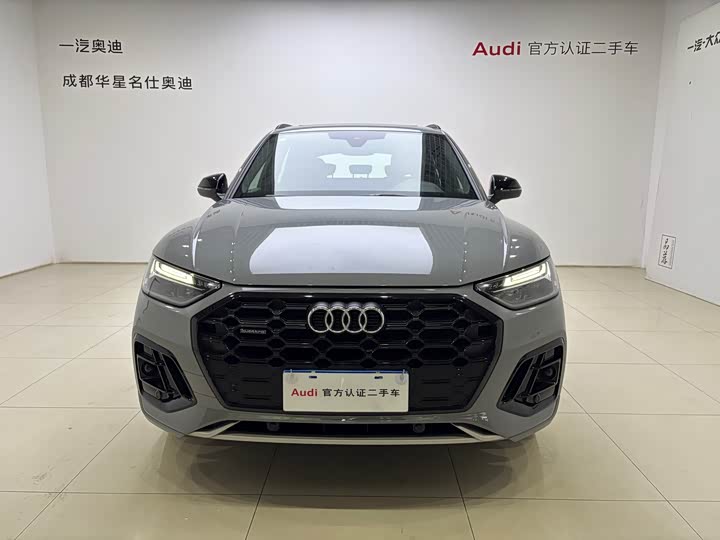 Фото 2 - Audi Q5L