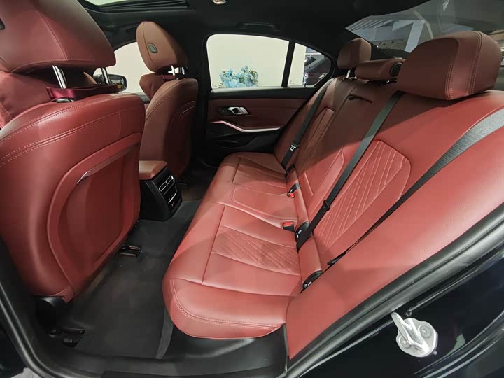 Фото 7 - BMW 3 Series